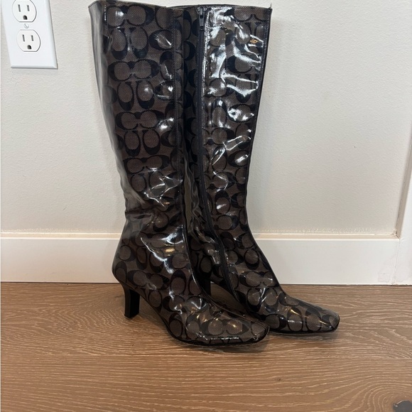 Coach Black & Brown Heeled Boots with Intricate Pattern 6.5 - Picture 1 of 8